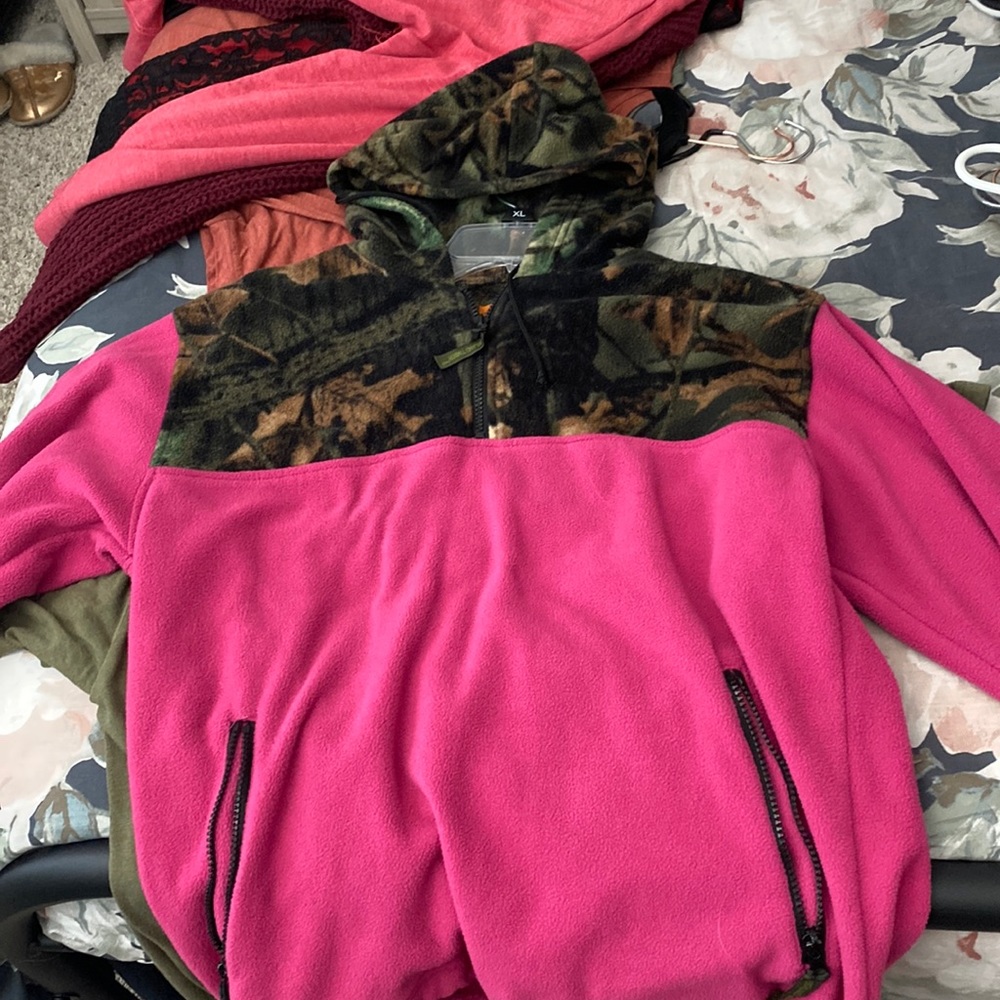 Highland timber camo and pink hoodie